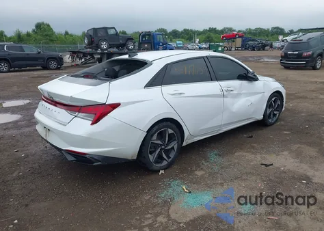 2021 Hyundai Elantra Sel z USA, uszkodzony, nr VIN 5NPLN4AG2MH017506